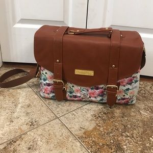 House of Flynn playa camera bag